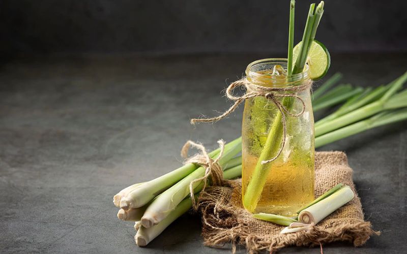 Cách làm tinh dầu sả chanh