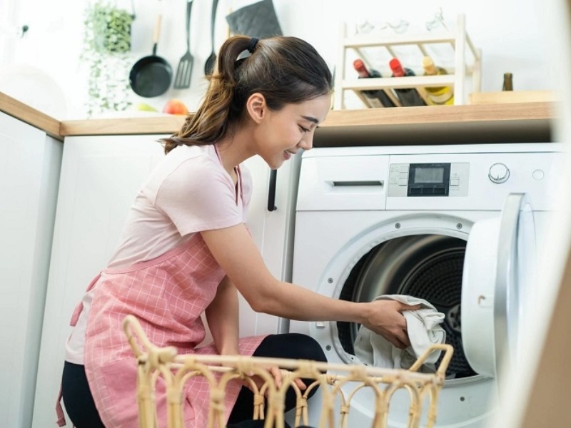 Sau sinh bao lâu thì được giặt quần áo?