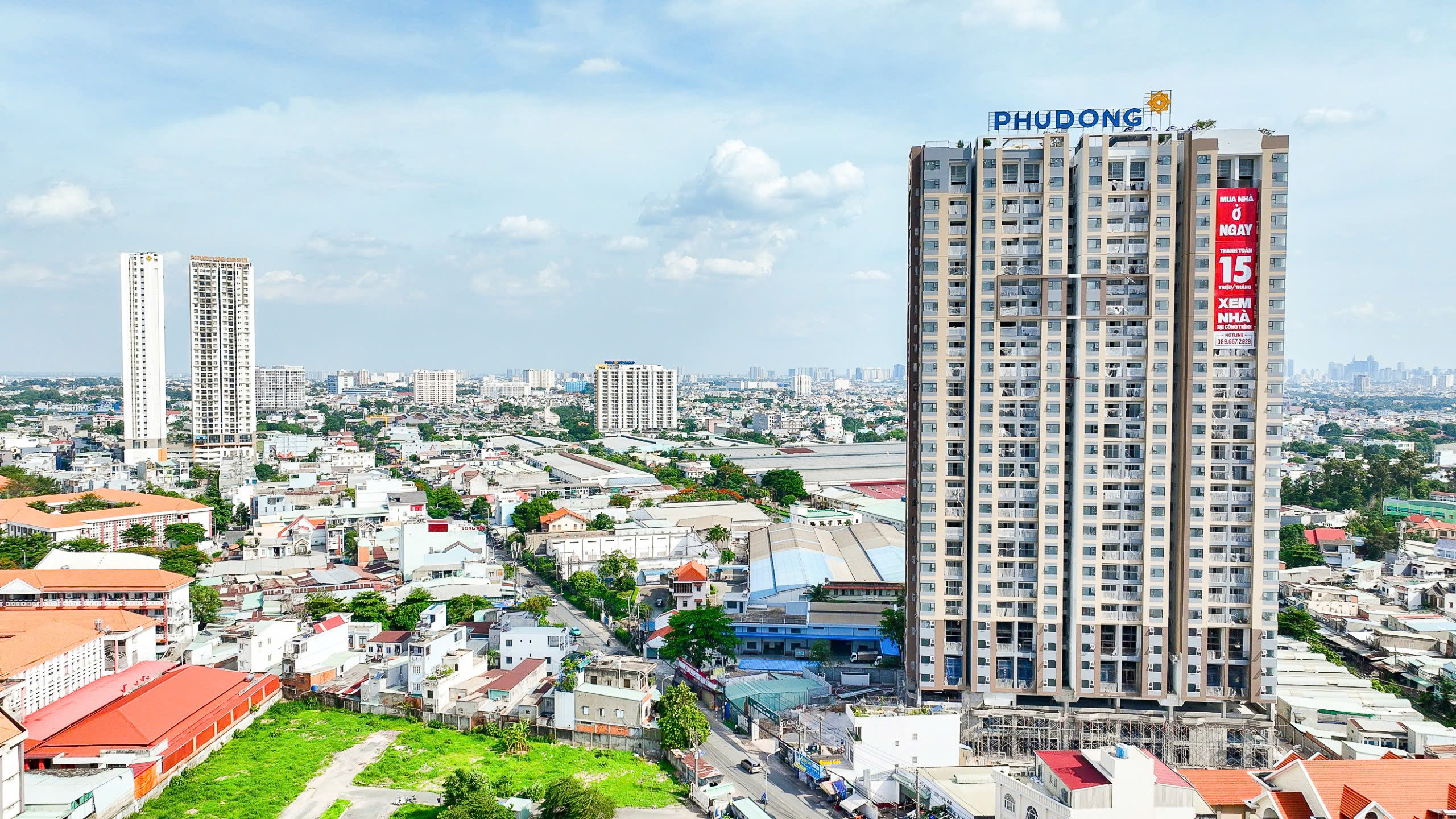 Toàn cảnh bên ngoài của chung cư Phú Đông Sky Garden
